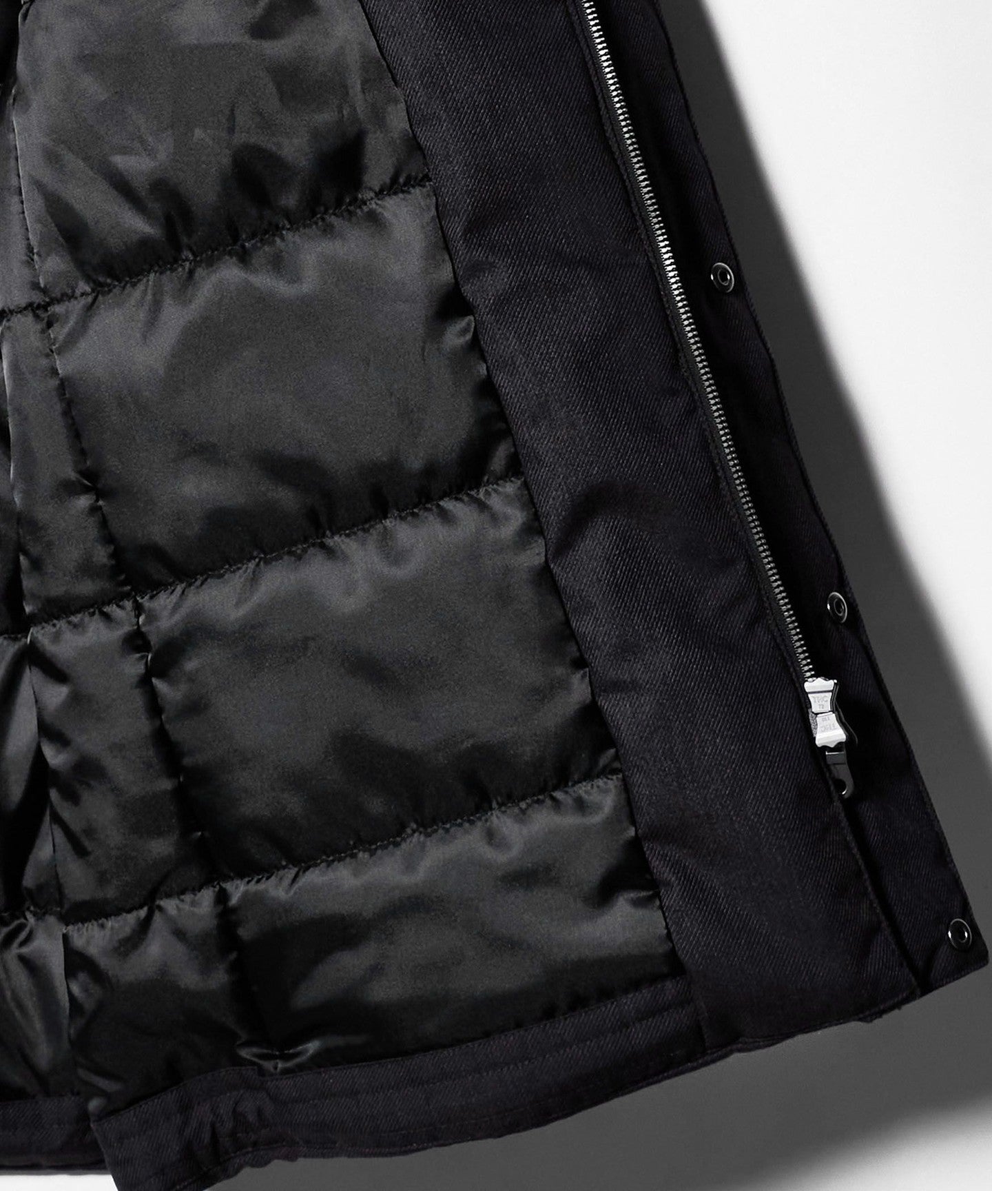 62256990854-d19.jpg