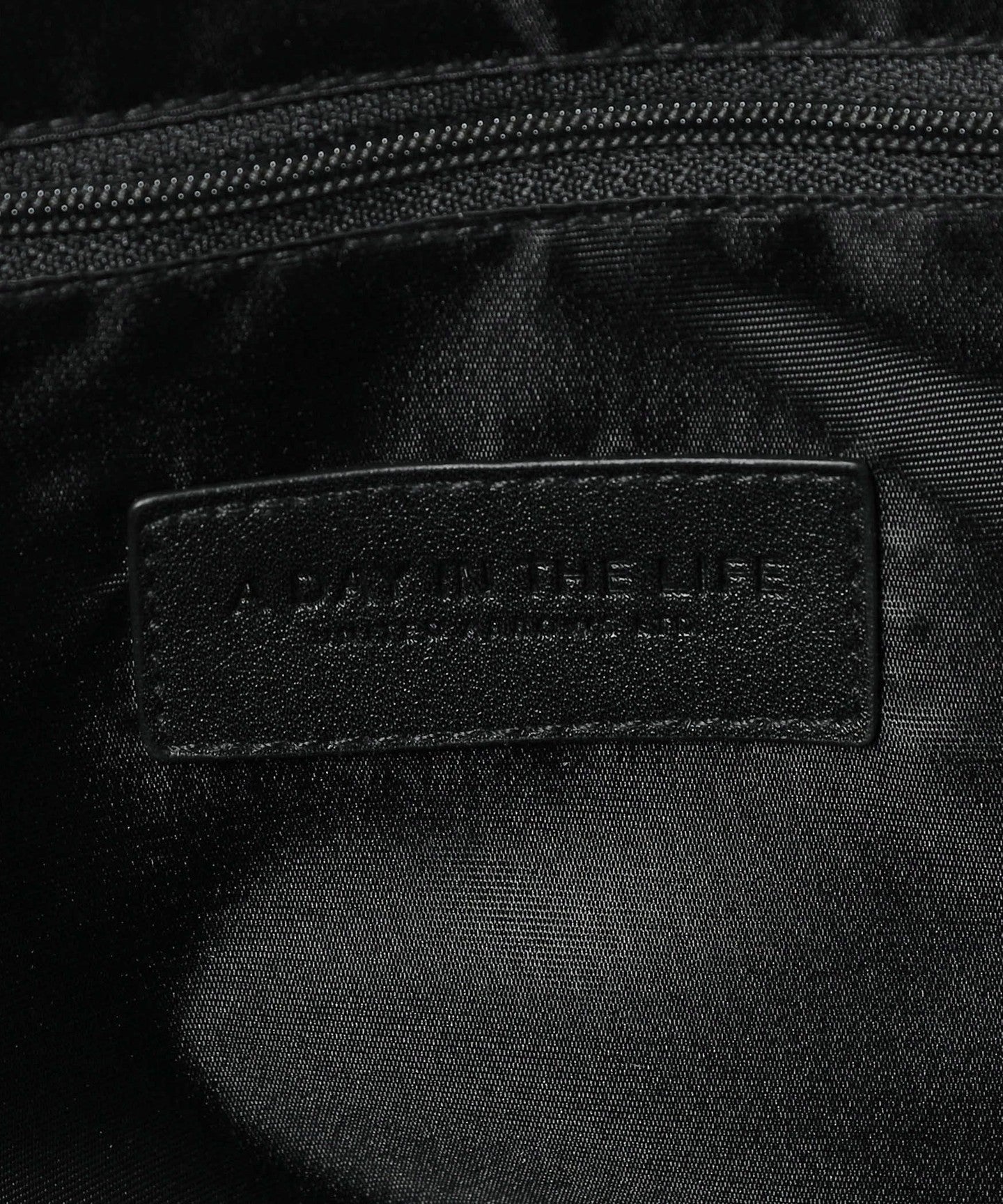 62326990126-d12.jpg
