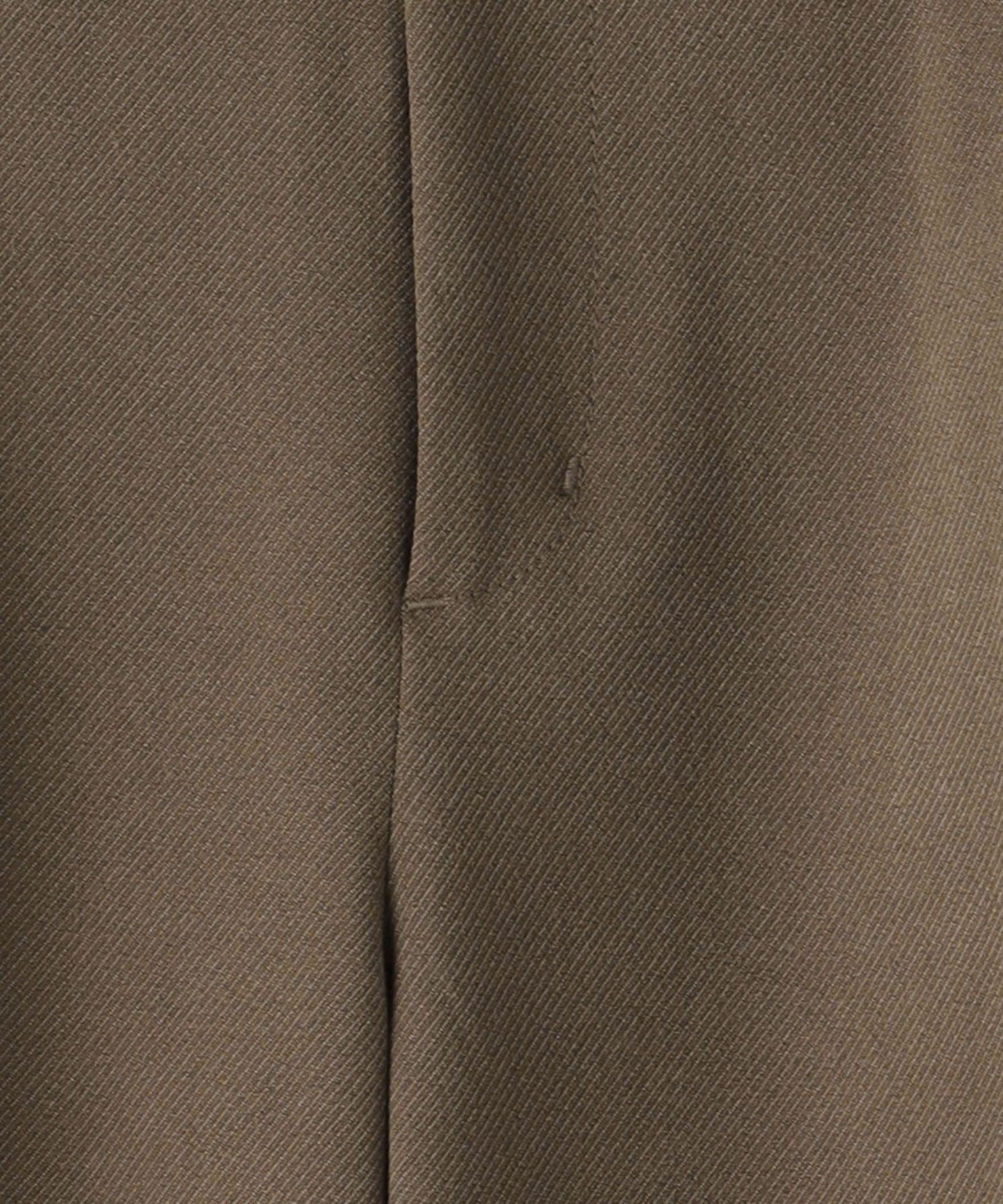 63146990369-d07.jpg