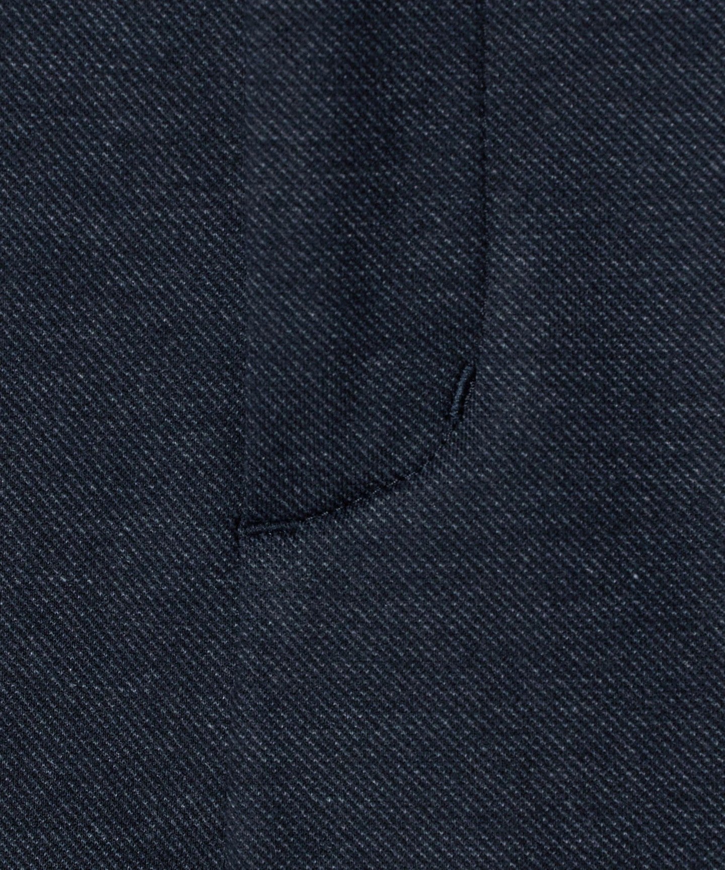 63146990379-d07.jpg