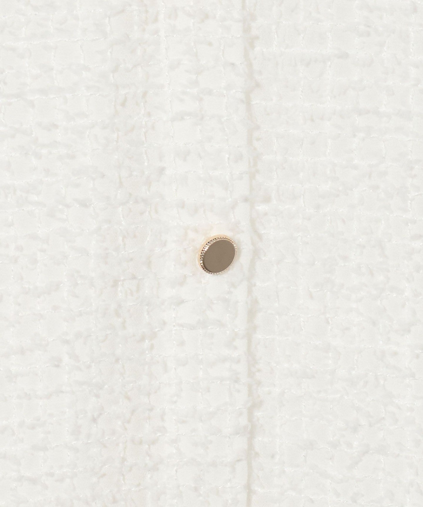 63166990373-d07.jpg