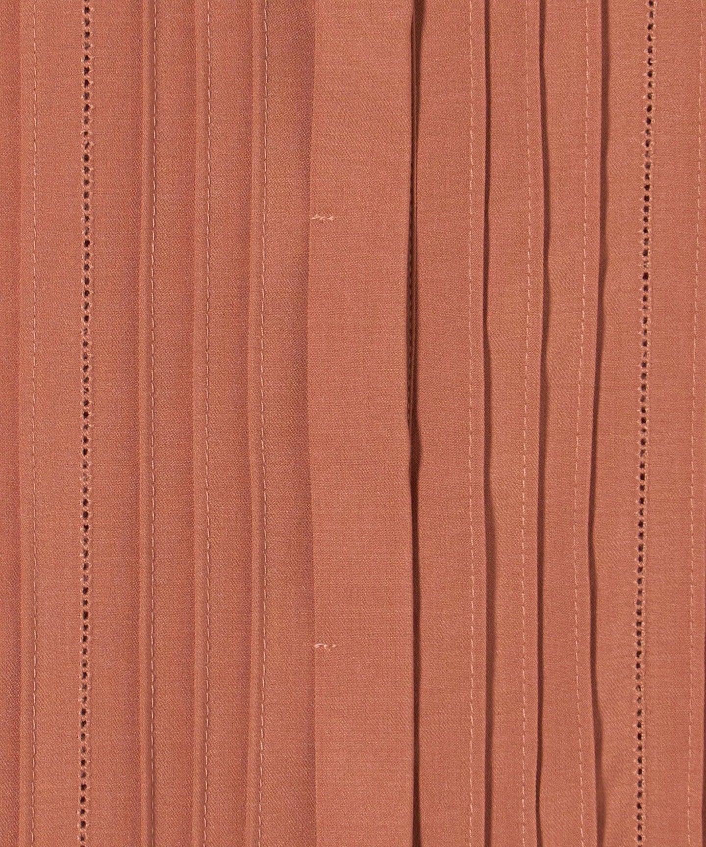 63166990379-d11.jpg
