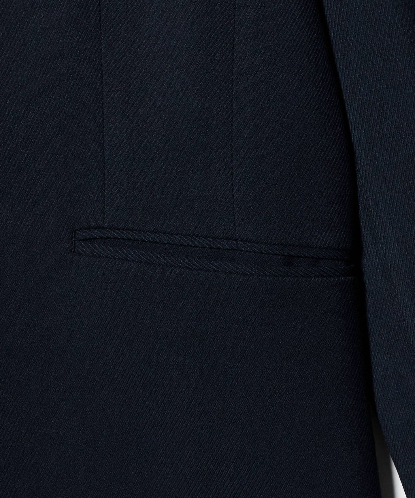63226000011-d04.jpg
