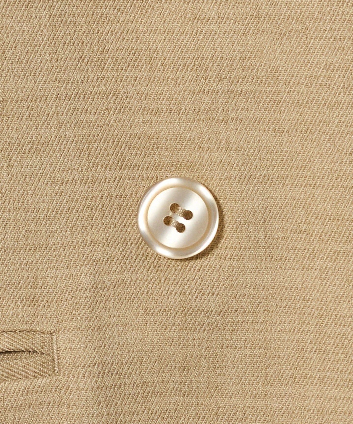 63226000020-d06.jpg