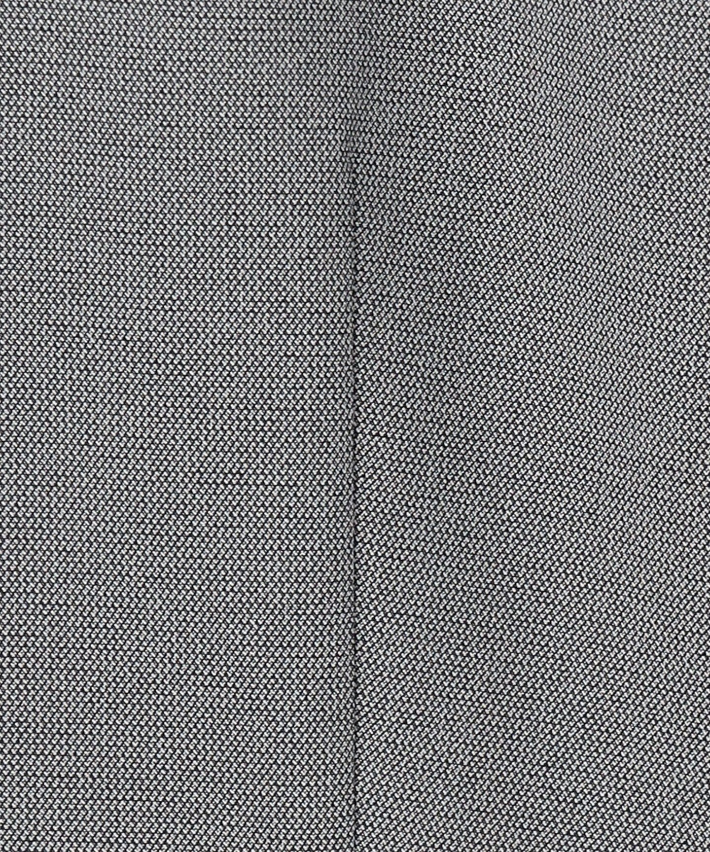 63226990346-d07.jpg