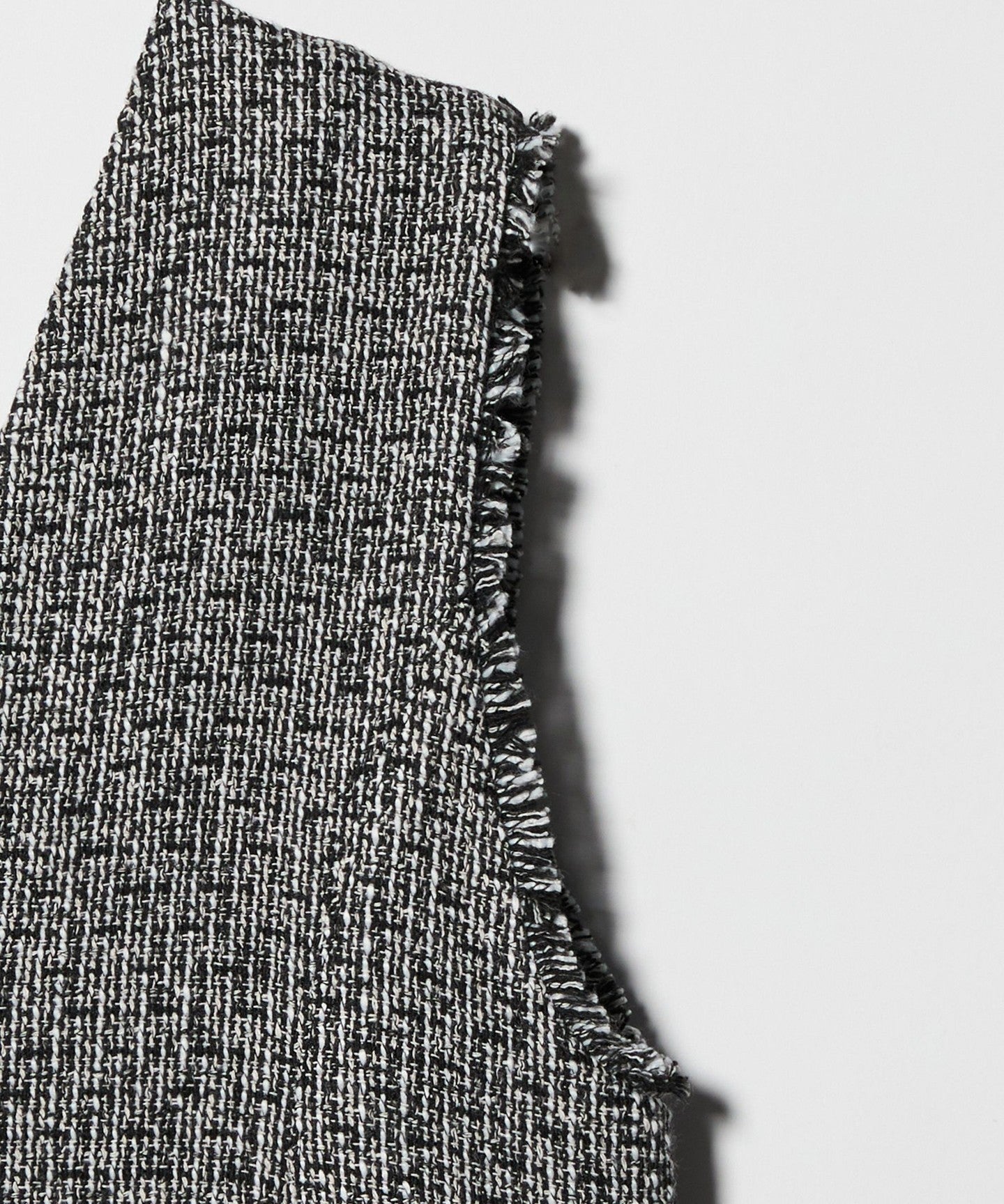 63266000014-d03.jpg
