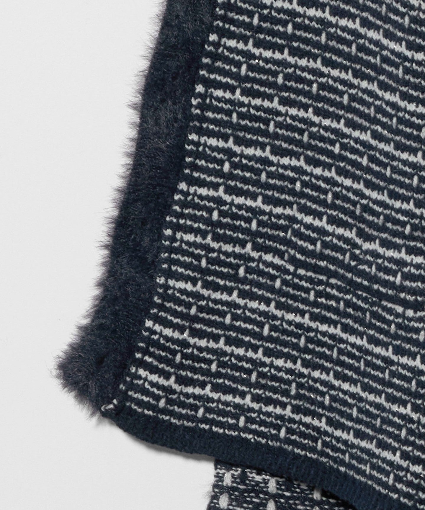 63286000000-d05.jpg