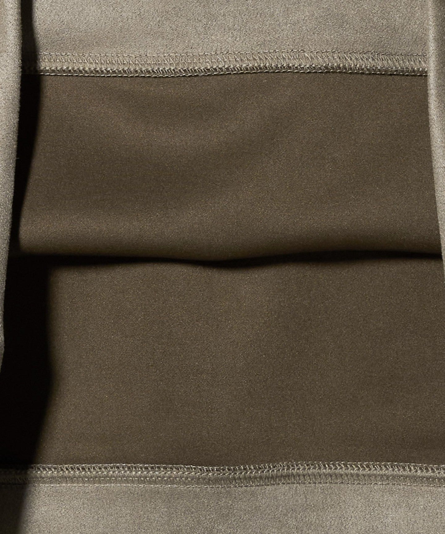 64126000028-d04.jpg