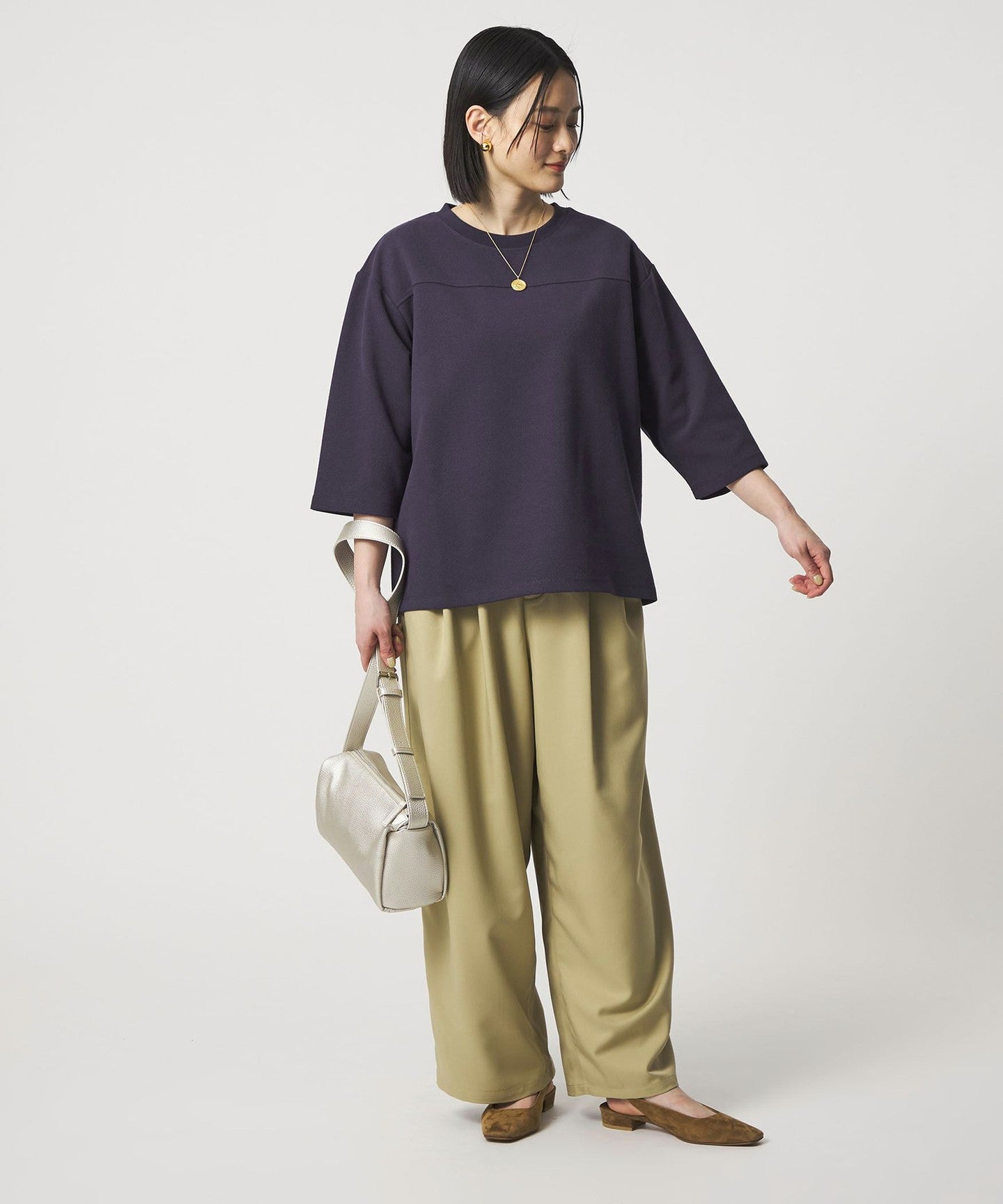 64126000043-d03.jpg