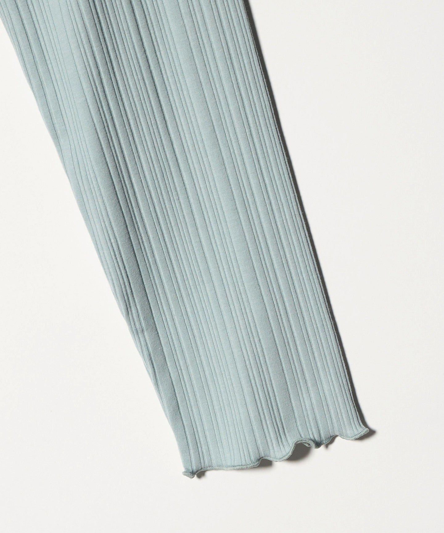 64126000044-d17.jpg