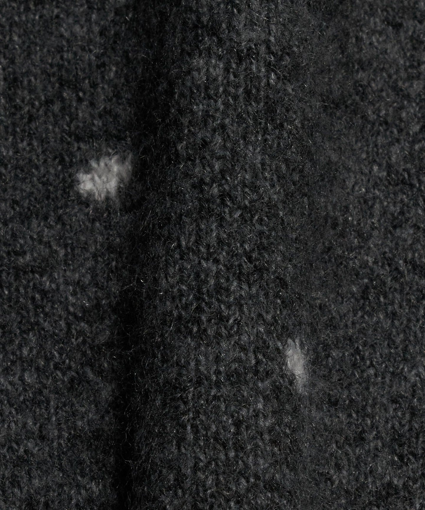 64136000018-d04.jpg
