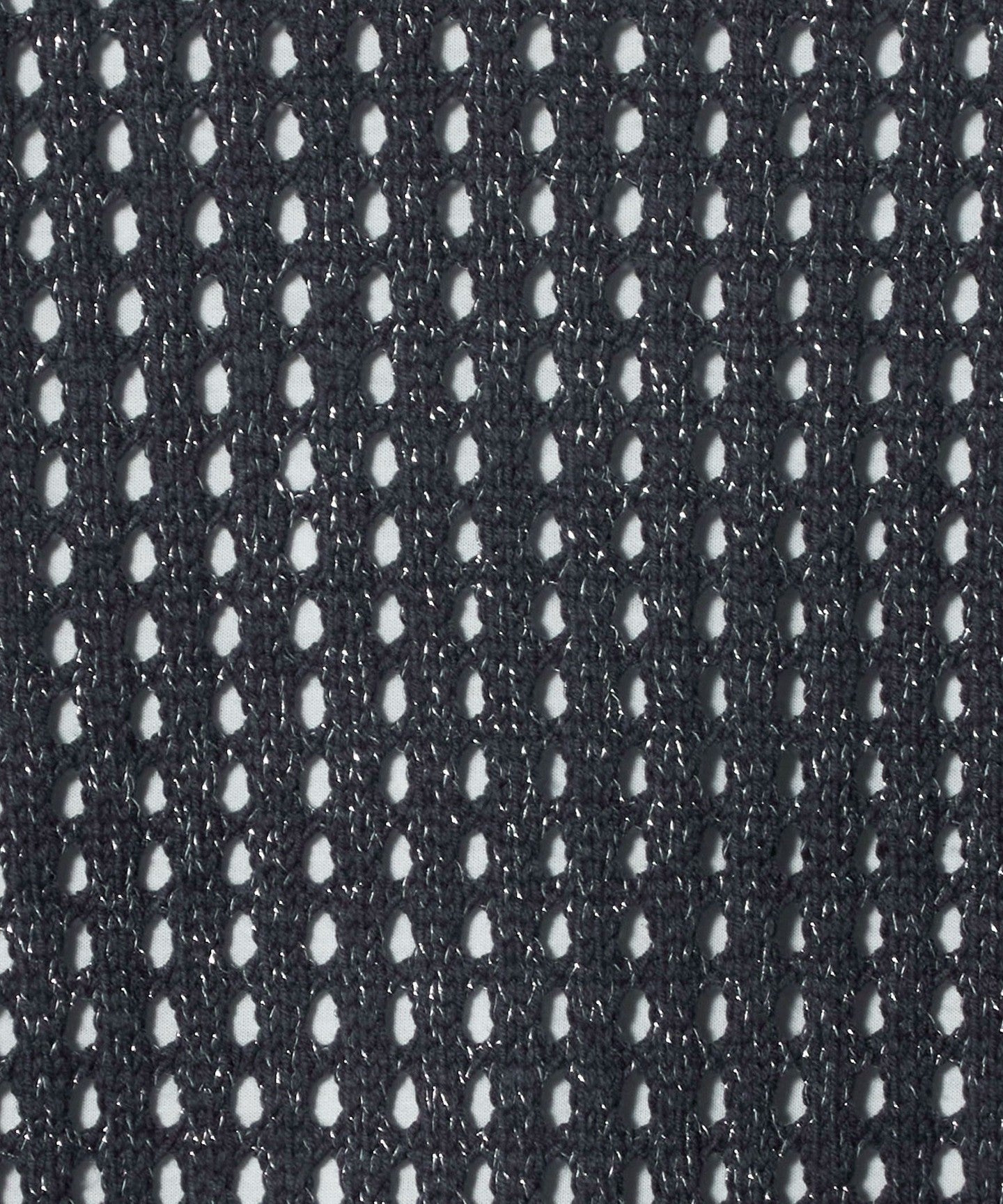 64136990469-d16.jpg