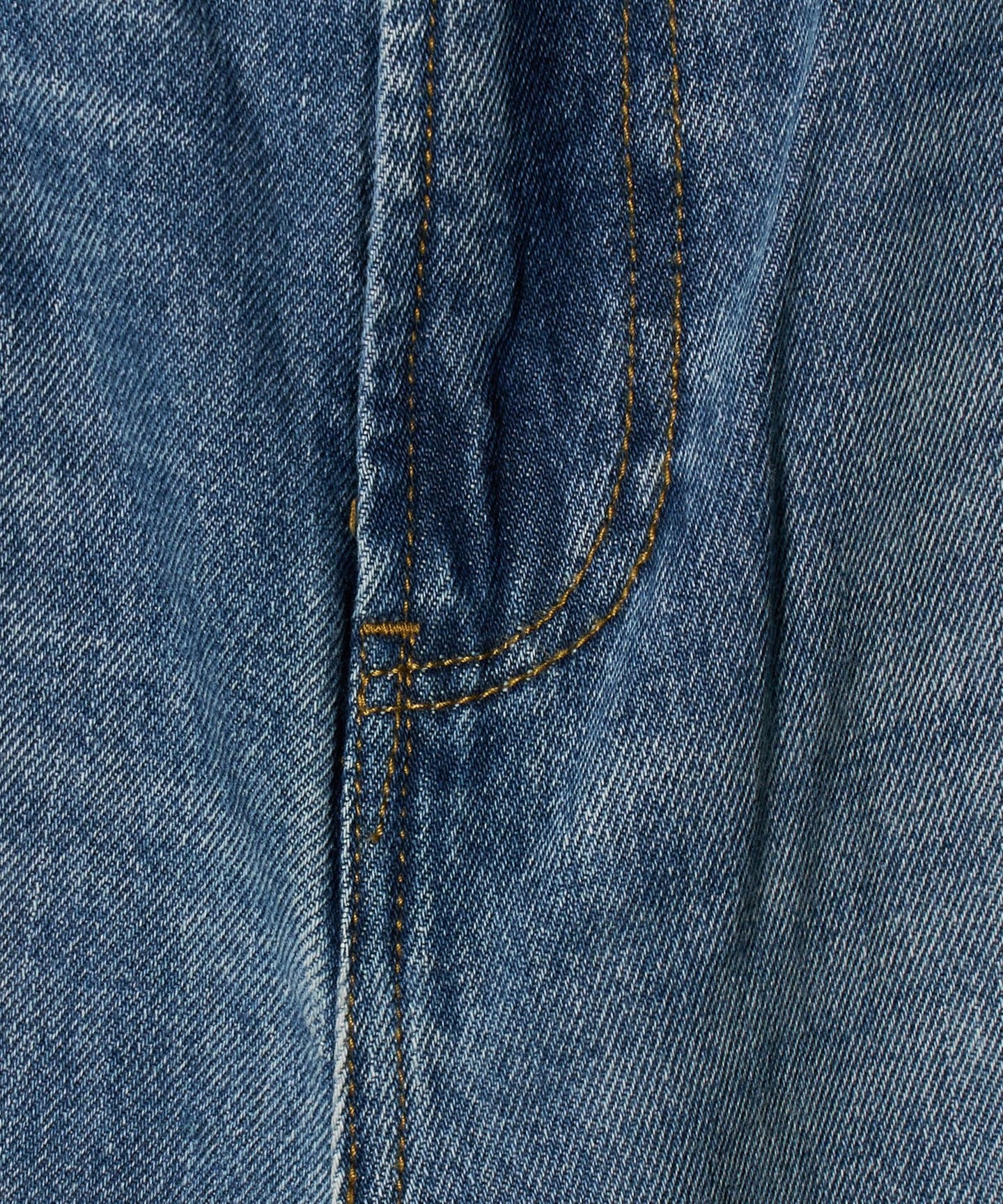 64146000003-d09.jpg