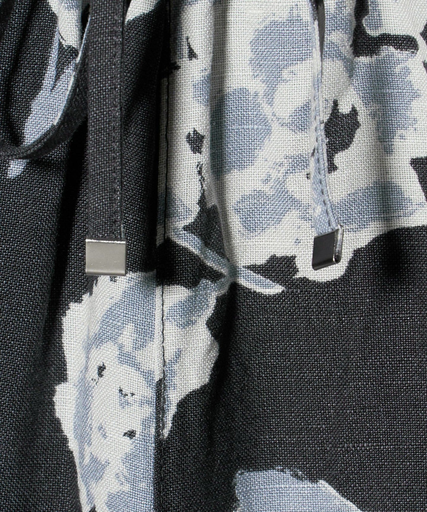 64146000032-d15.jpg