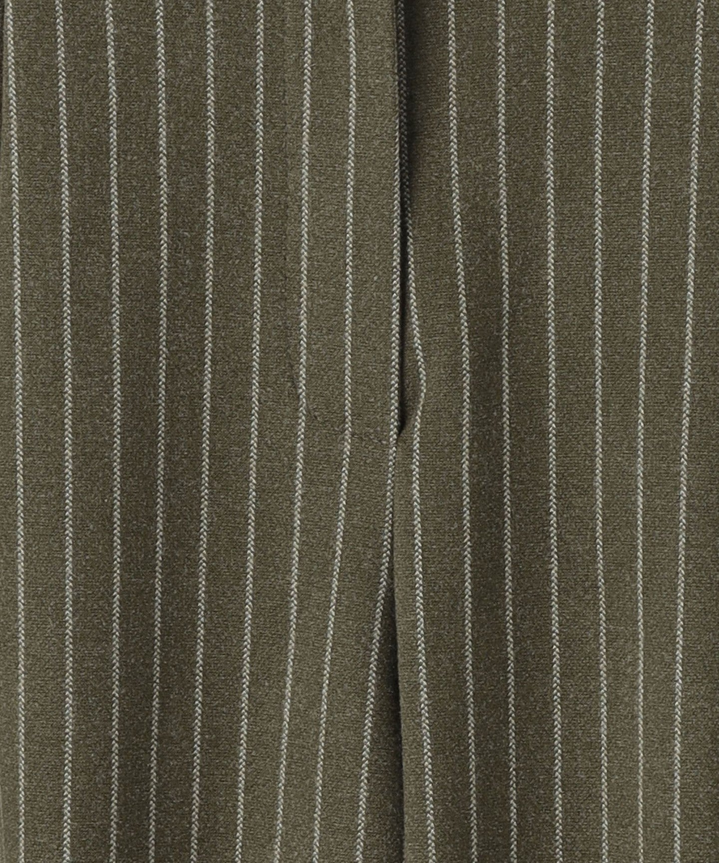 64146990295-d11.jpg