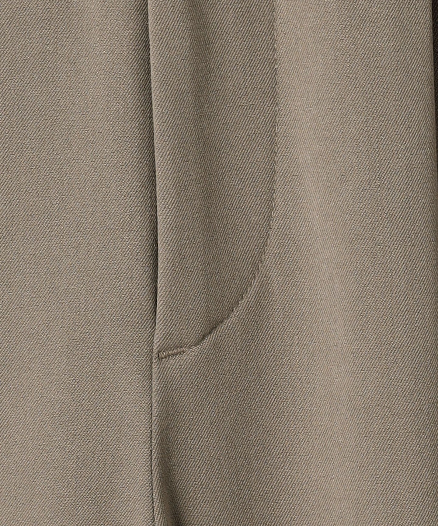 64146990307-d12.jpg