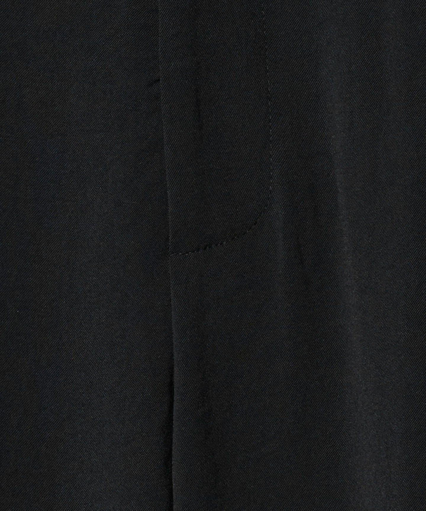 64146990383-d11.jpg