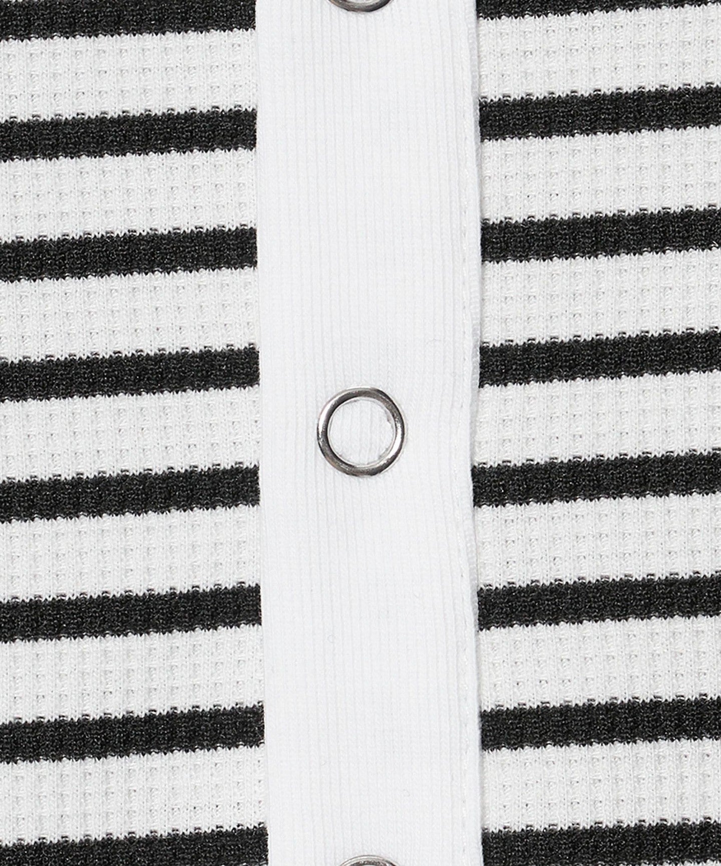 64176000061-d04.jpg