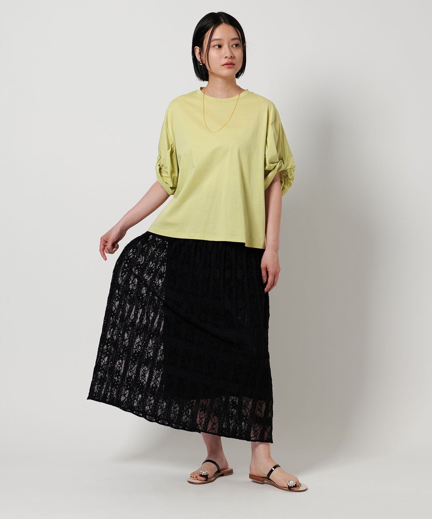 64176990773-d05.jpg
