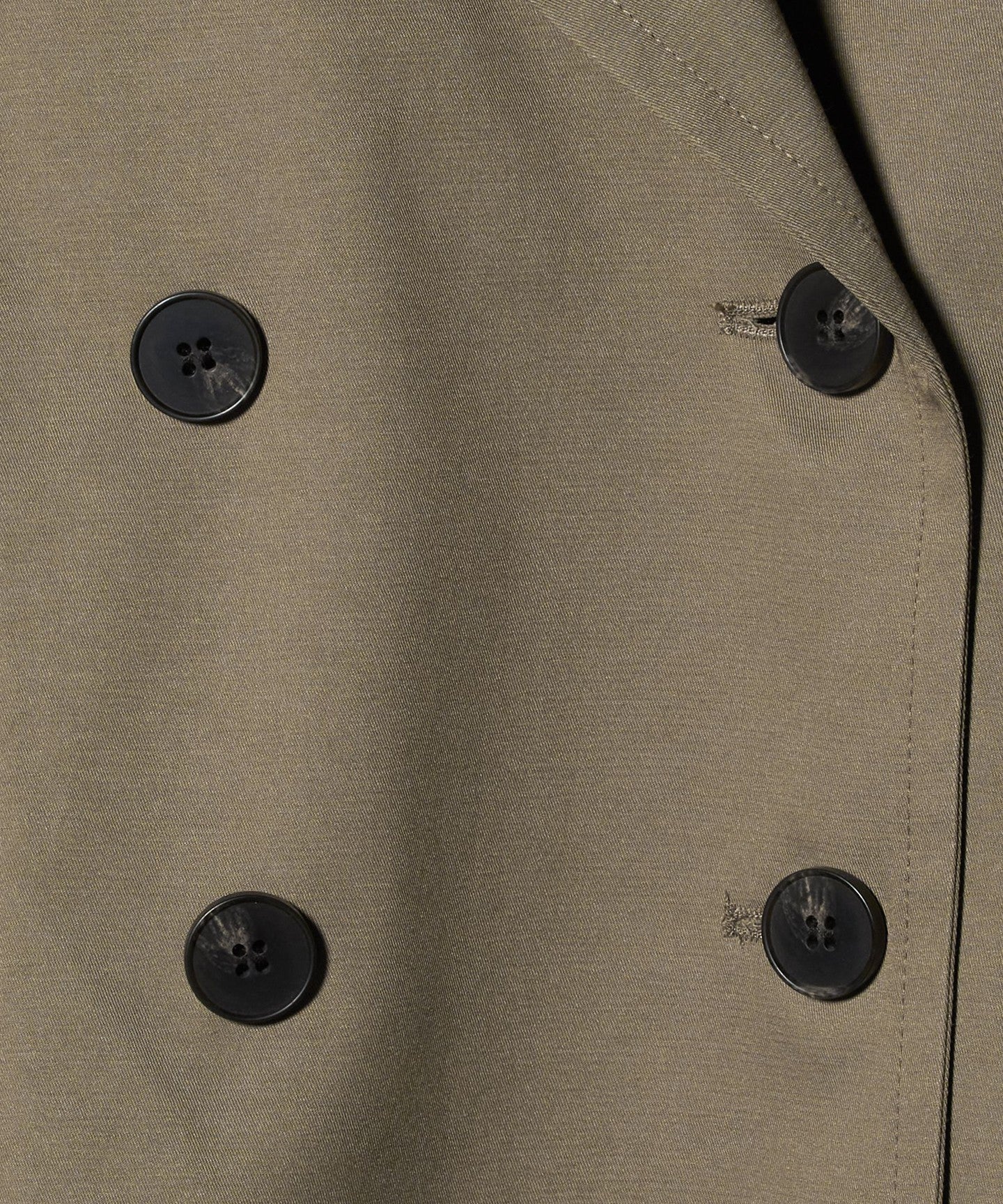 64256000036-d05.jpg