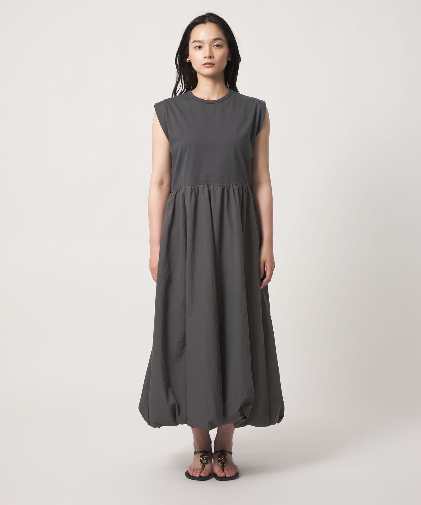 64266000043-d02.jpg