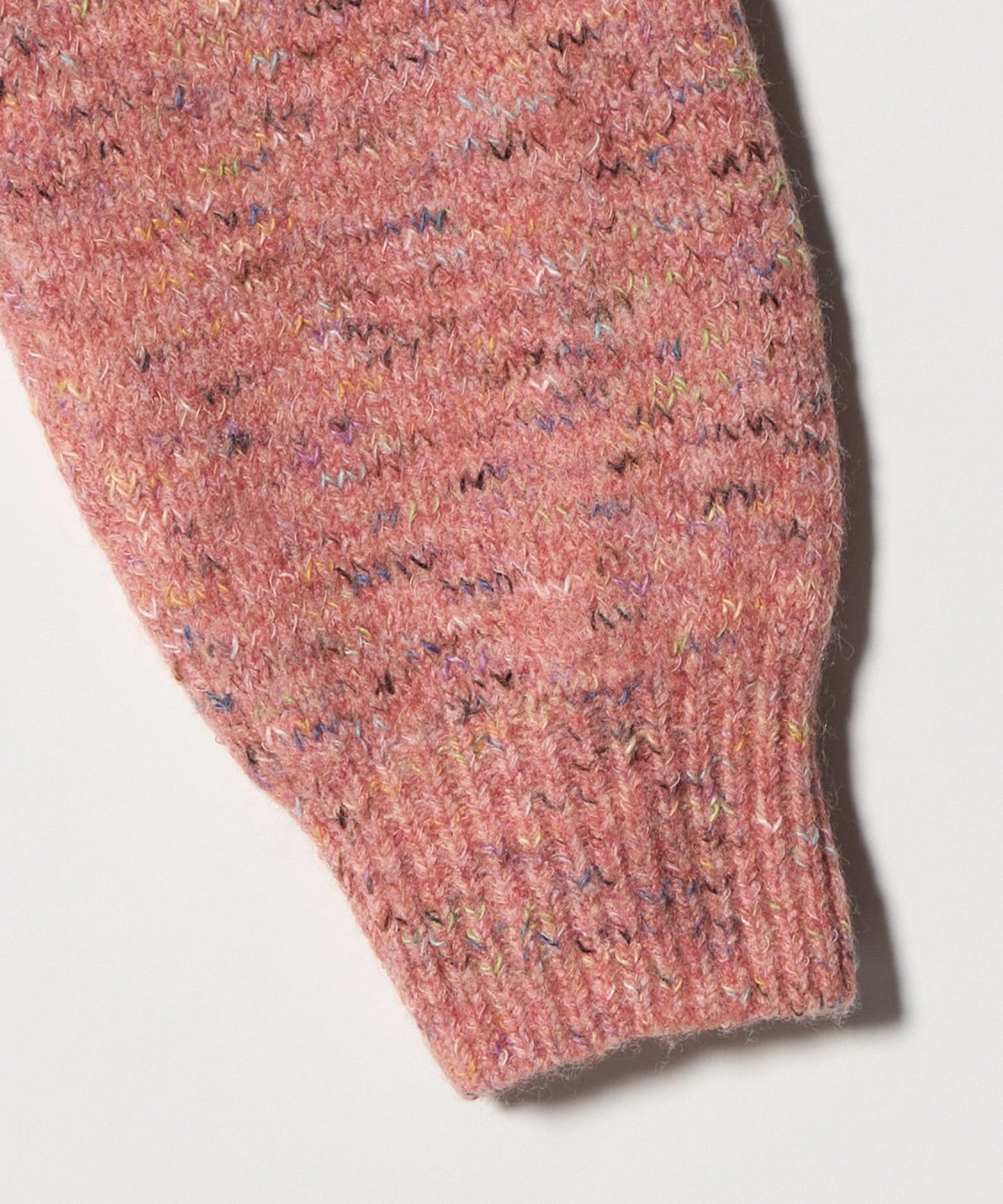 64286000009-d03.jpg