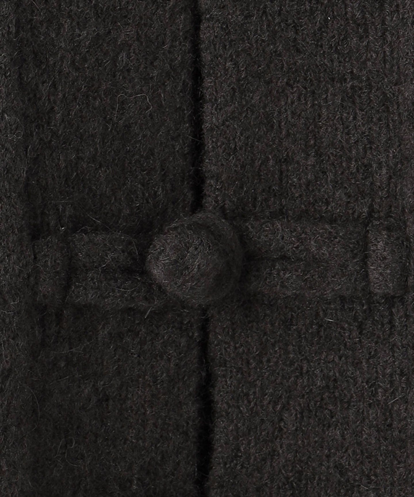 64286990415-d07.jpg