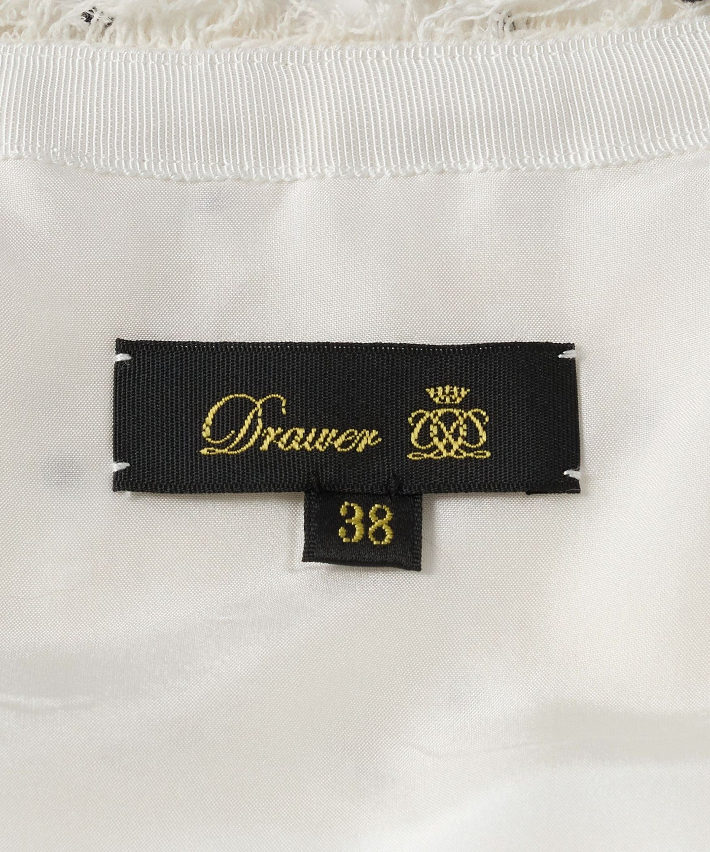 65222000047-d08.jpg