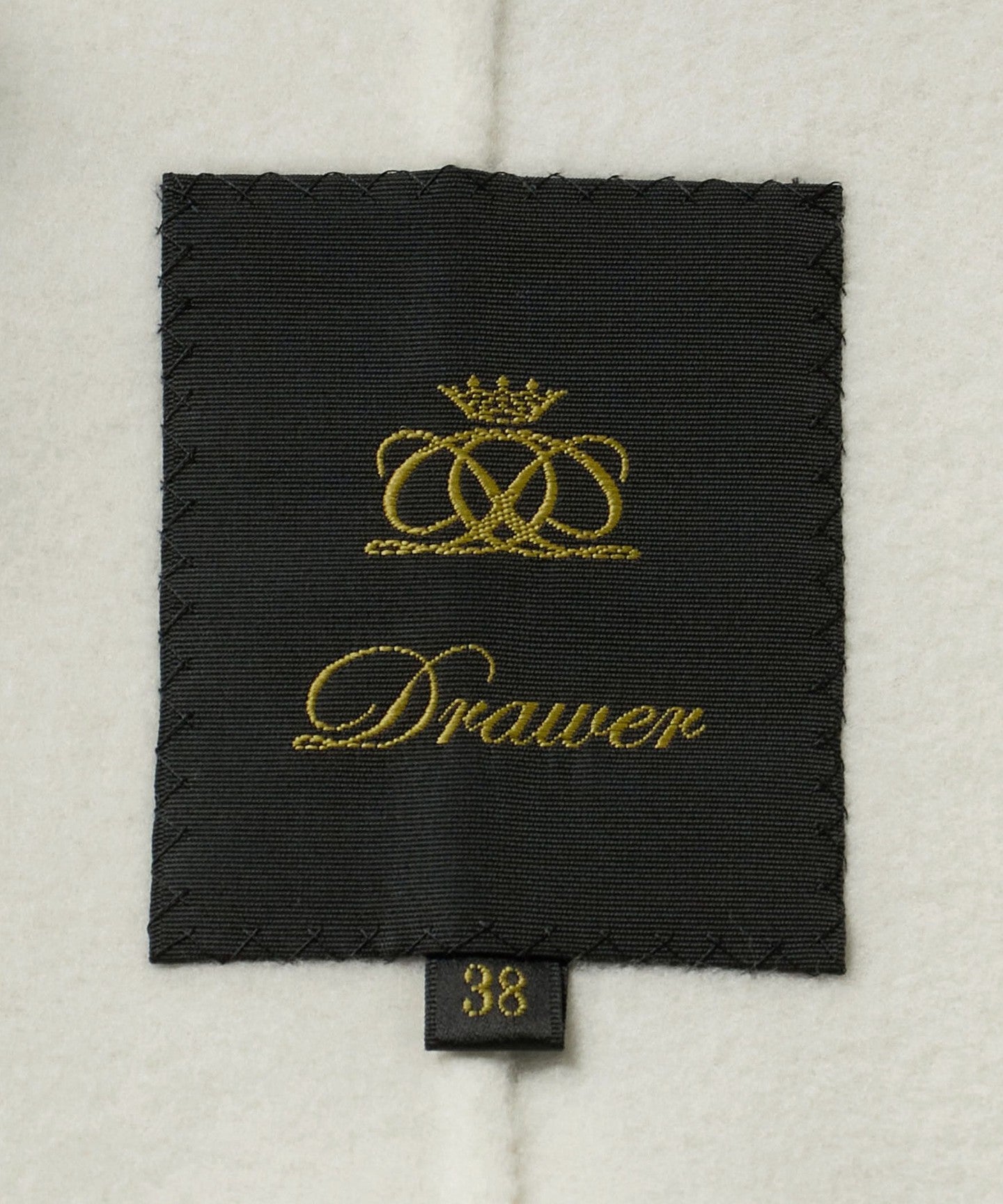 65252990915-d16.jpg