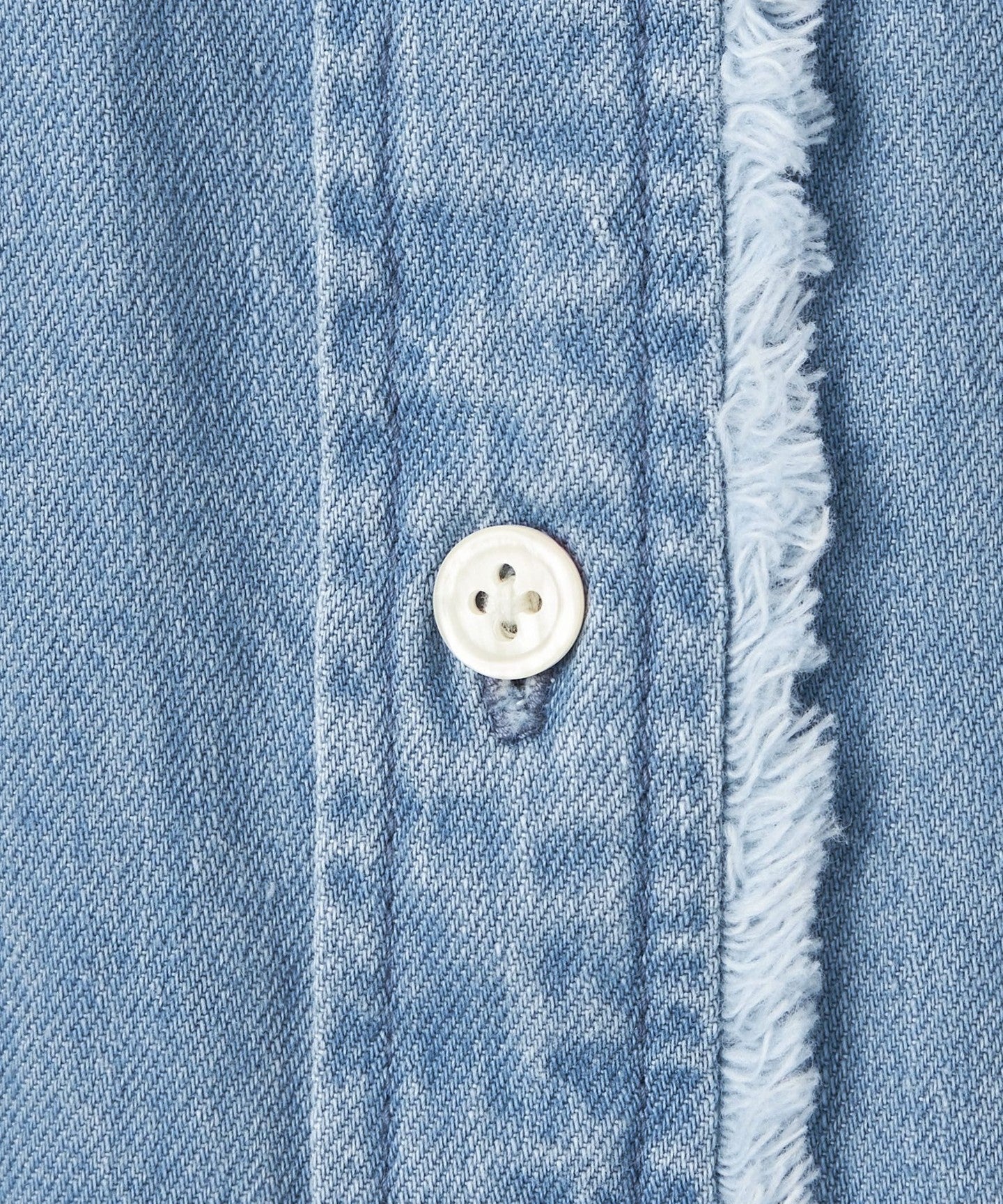 66116990975-d22.jpg