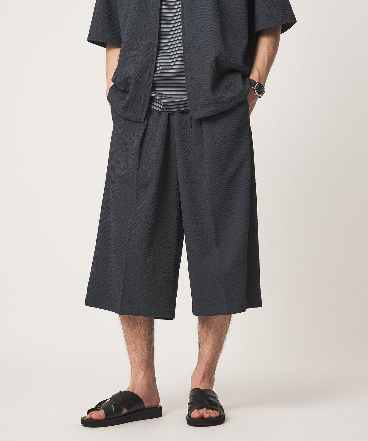 [WEB Exclusive] <GLR or> Wide Cropped Shorts - Moisture-Wicking & Quick-Drying -