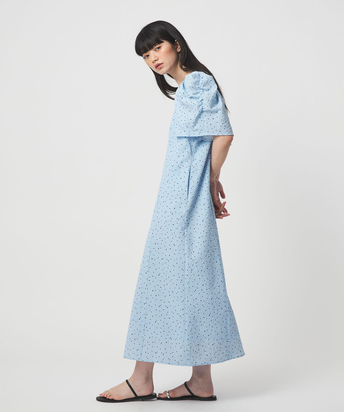<EMMEL REFINES> EM Dot Print Tucked Puff Sleeve Dress