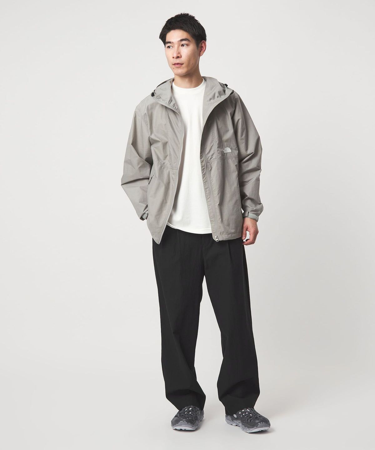 FINE BASIC Cotton Nylon Twill 2-Pleat W4 Wide Slacks