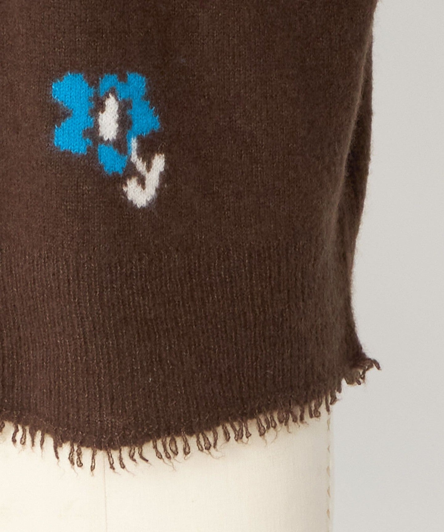 79131000012-d04.jpg