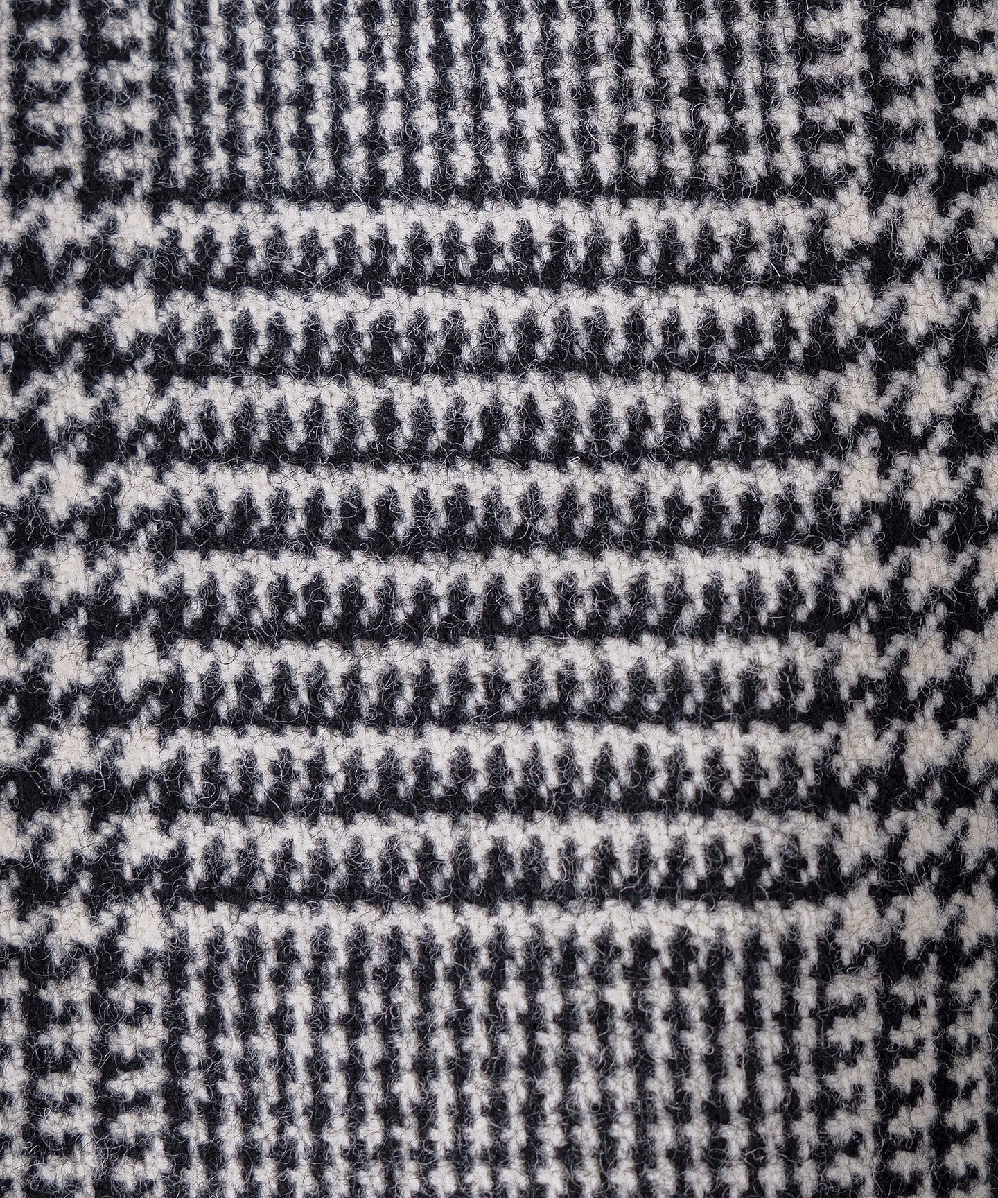 79142990394-d08.jpg