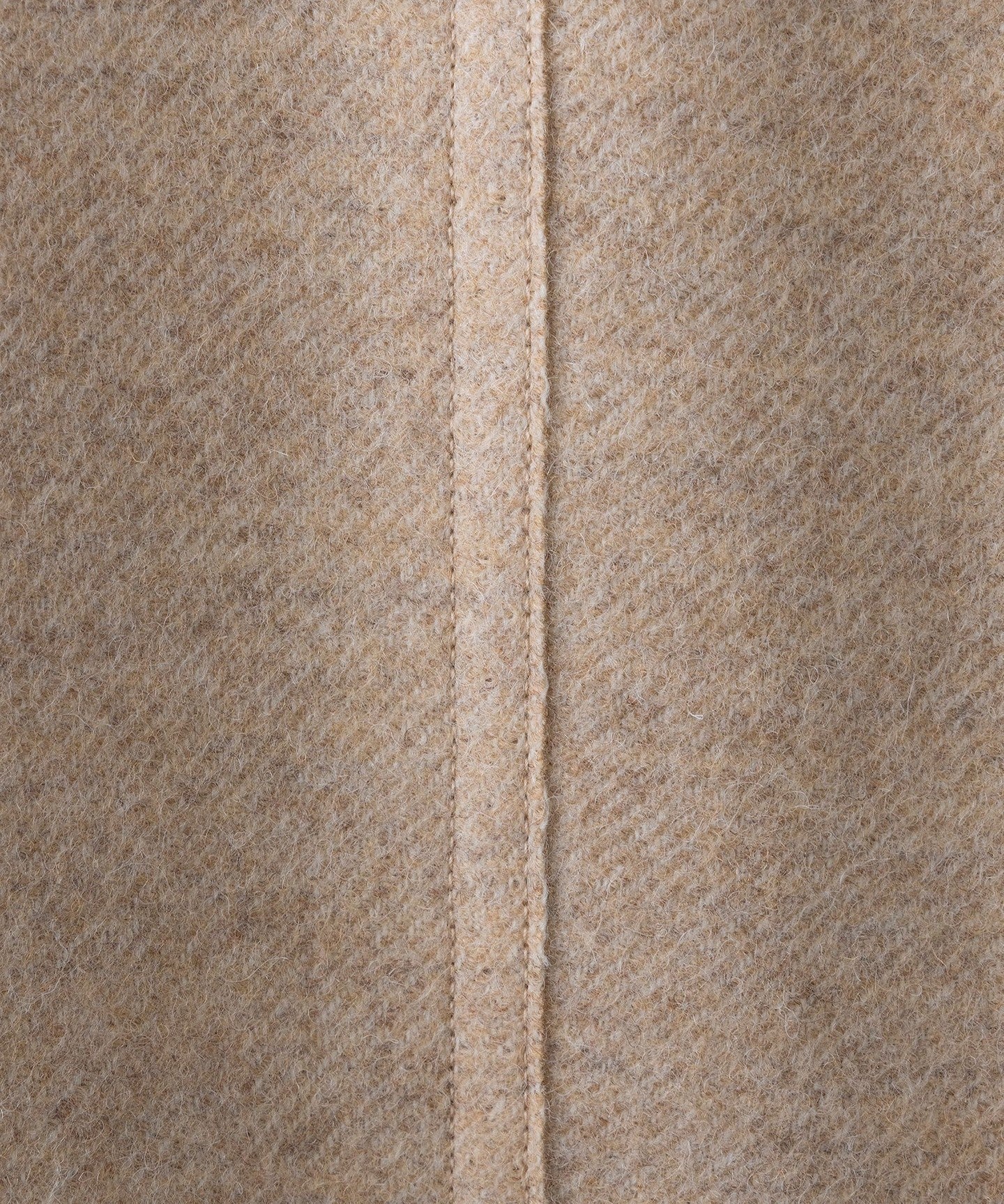 79142990402-d07.jpg
