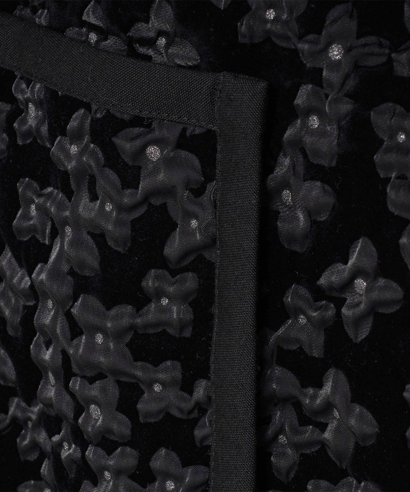 79222000008-d07.jpg