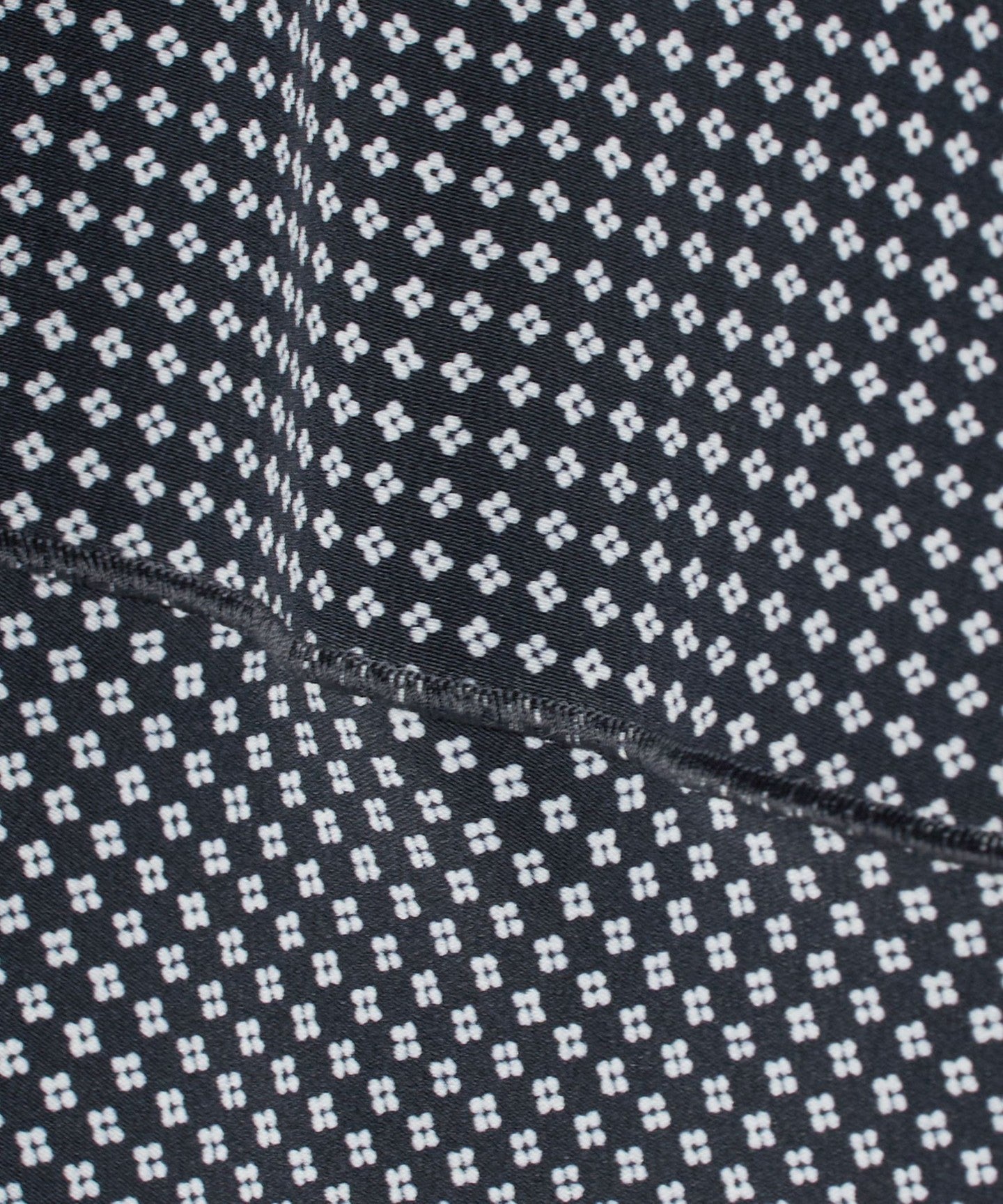 79242000008-d05.jpg