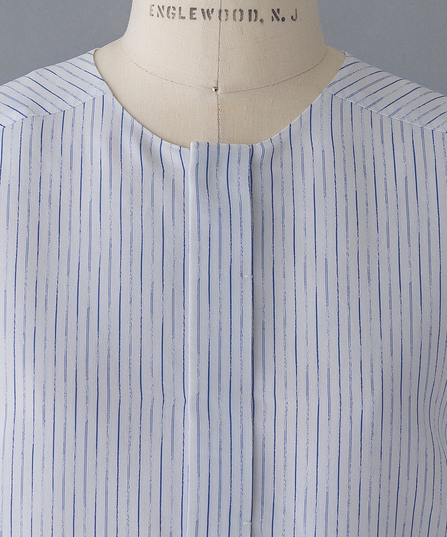 79262300380-d03.jpg