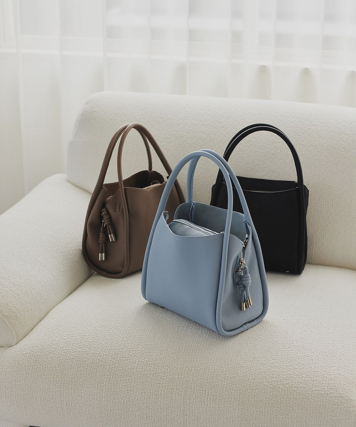 <EMMEL REFINES> EM Soft 2-Way Medium Tote Bag