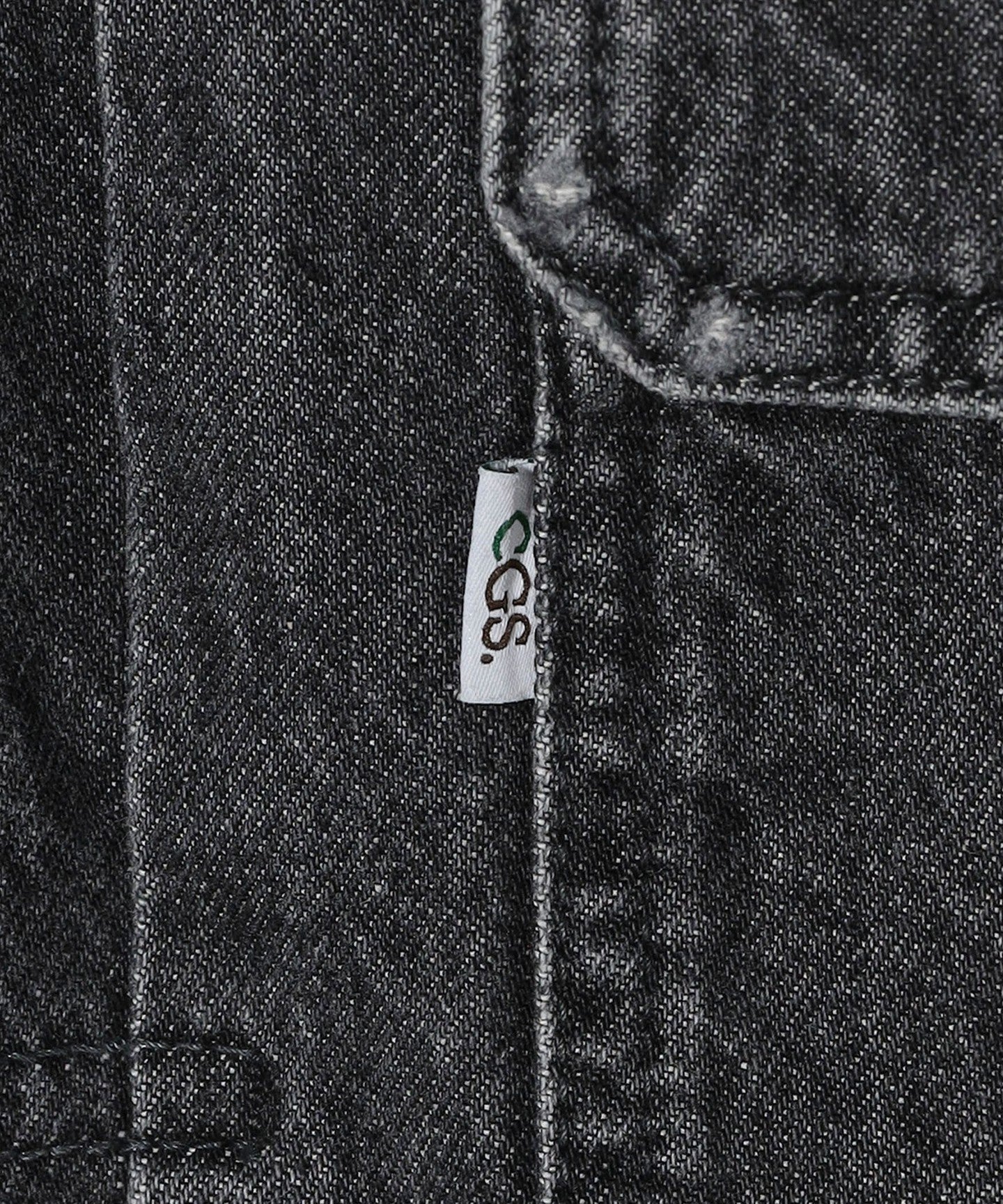 80252460048-d09.jpg