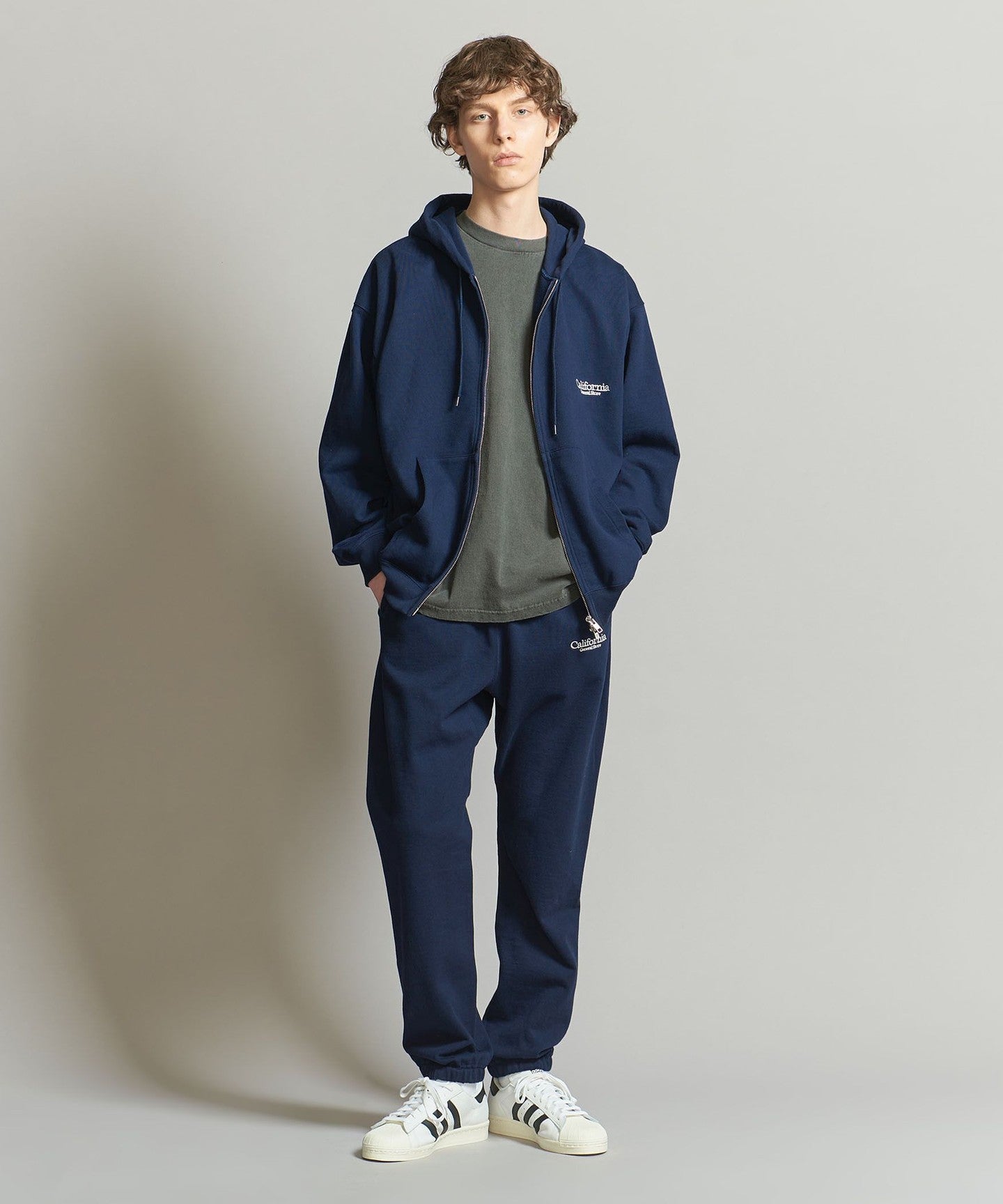 80271990006-d09.jpg