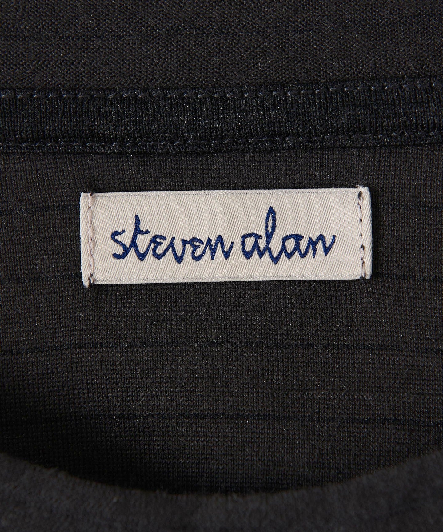 81121990443-d22.jpg