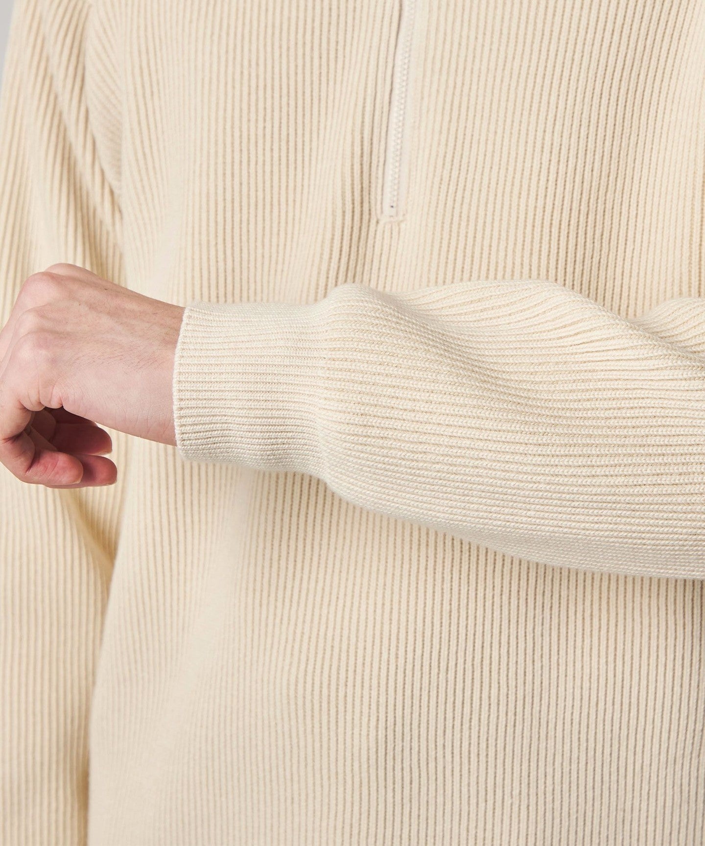 81131000004-d16.jpg