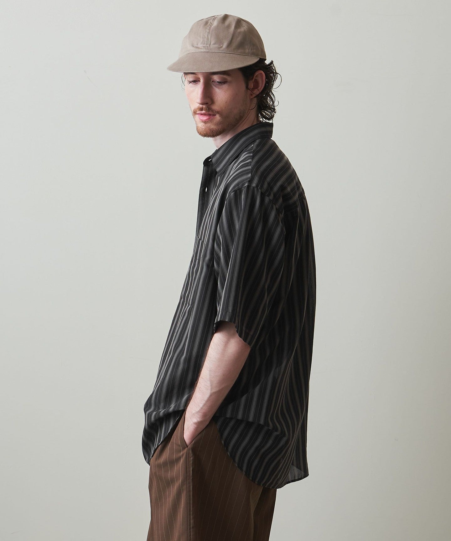 81166990386-d05.jpg