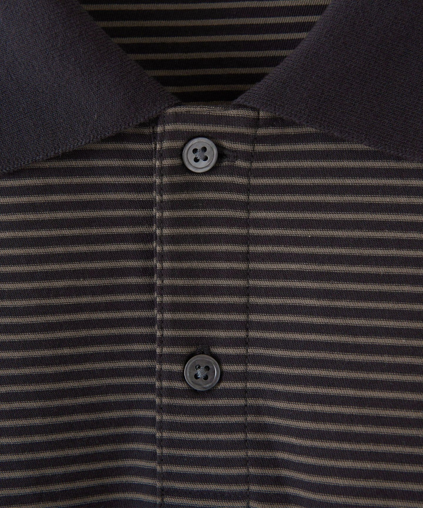 81171990410-d28.jpg