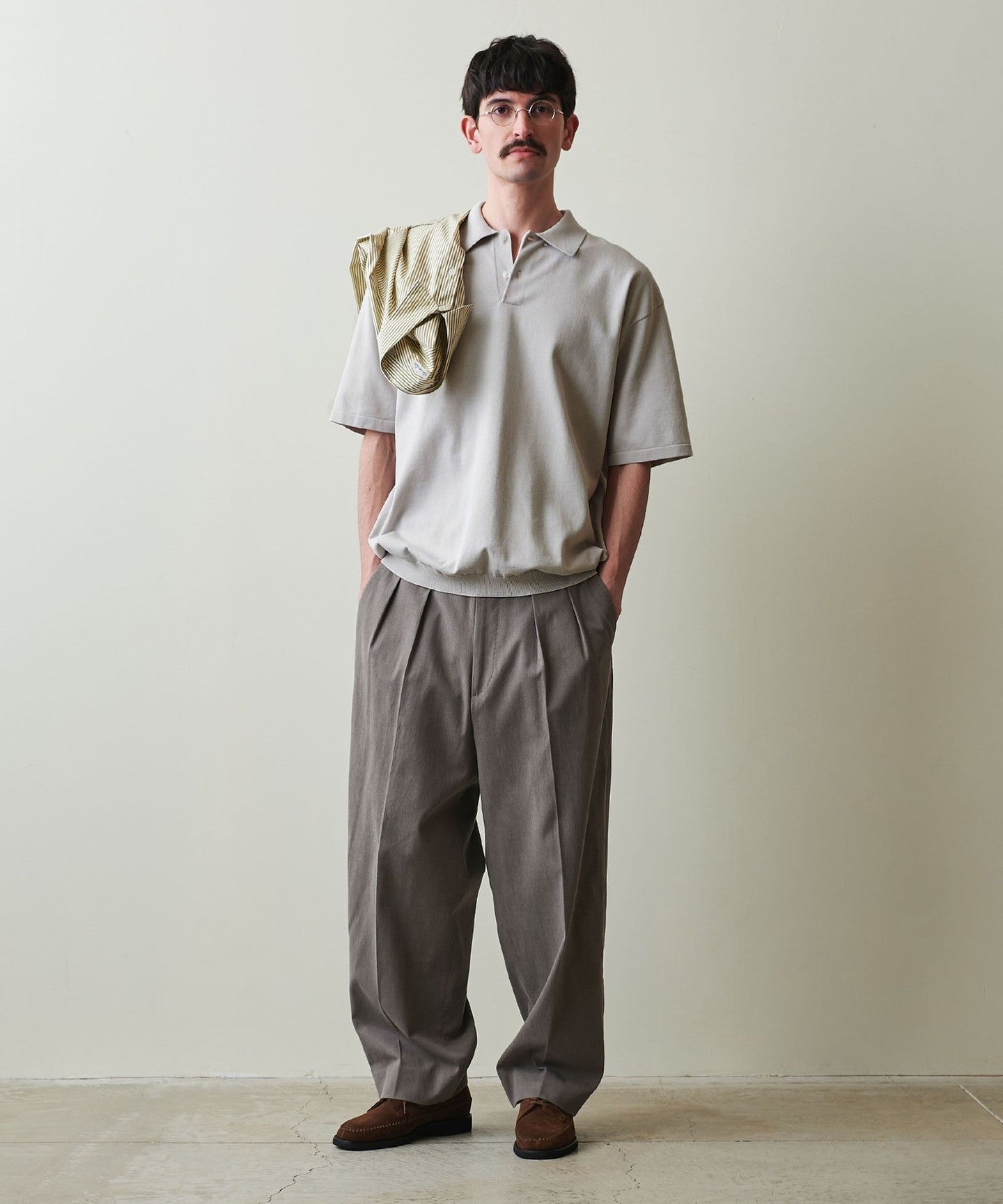 81181360140-d04.jpg