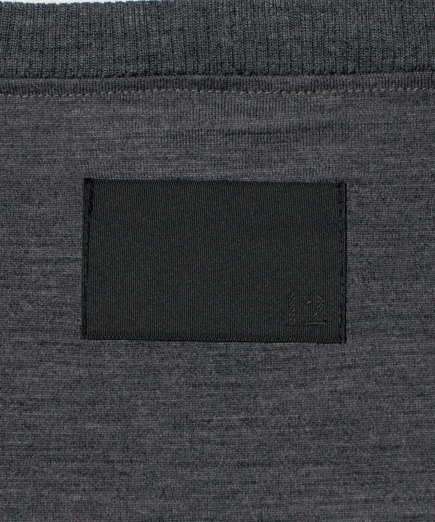 82125000005-d04.jpg