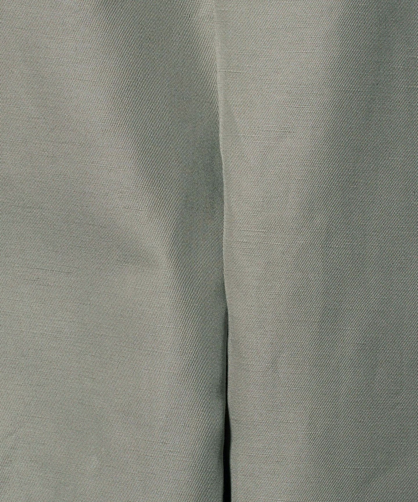 82142000021-d08.jpg