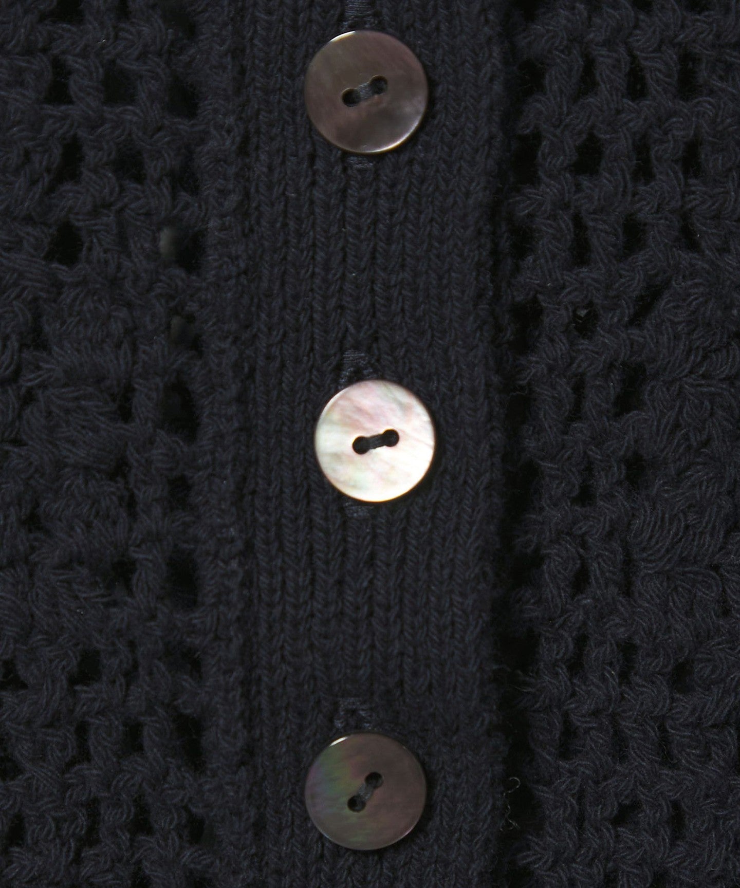 82181000012-d16.jpg